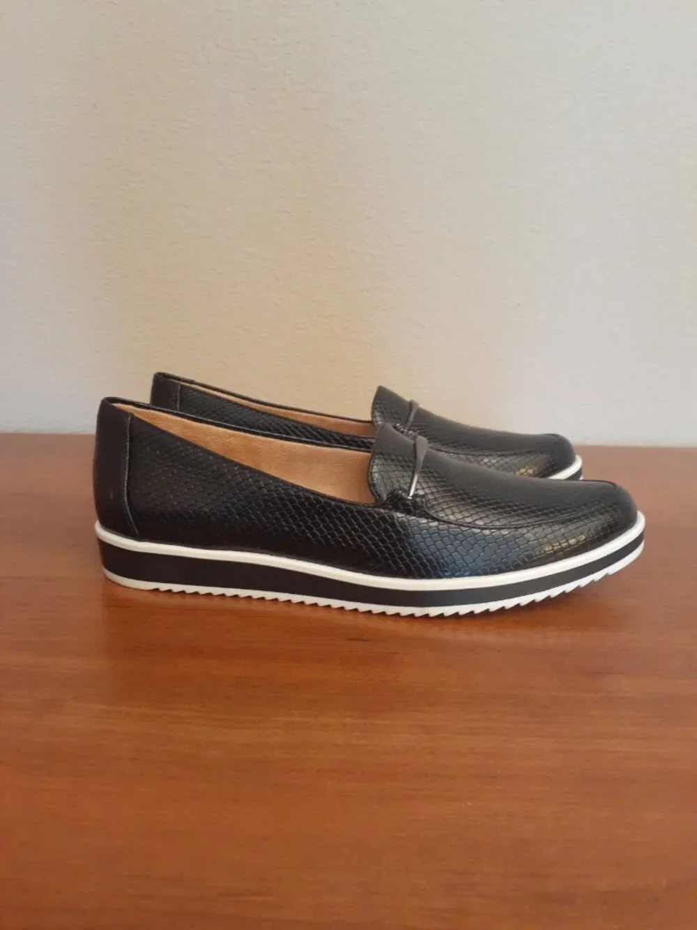 Naturalizer Ranger Loafers - Picture 4 of 9